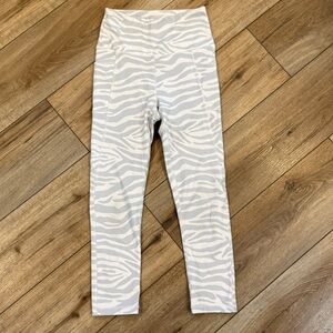 Gottex White and Gray Zebra Print Leggings